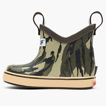 XtraTuf Kids' Mossy Oak® Bottomland Ankle Deck Boot